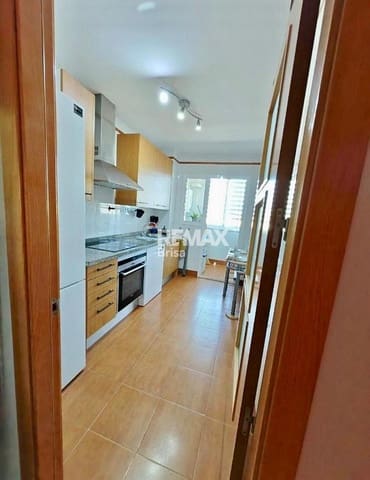 2 bedroom Apartment for rent in Torre del Mar, Vélez-Málaga with pool - € 1,400 (Ref: 9135103)