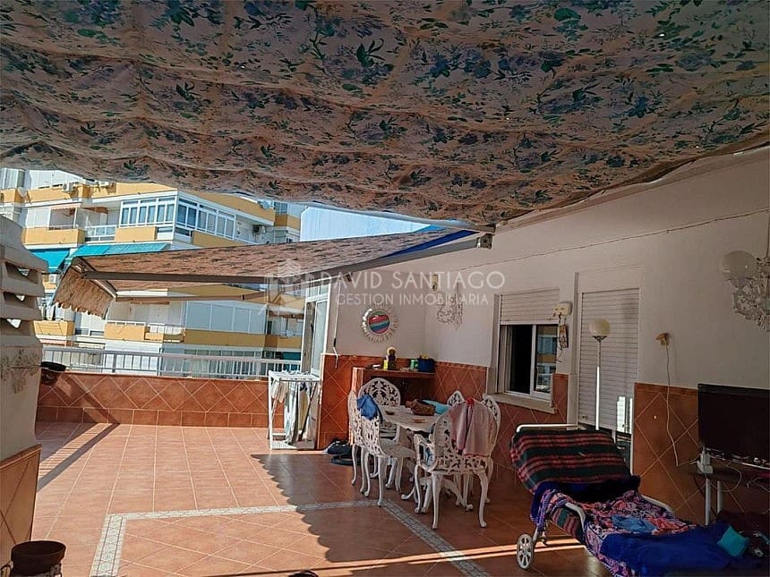 3 bedroom Apartment for sale in Torre del Mar with pool - € 360,000 (Ref: 9142274)
