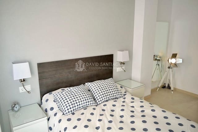 1 soveværelse Lejlighed til leje i El Peñoncillo, Torrox med garage - € 800 (Ref: 9147941)