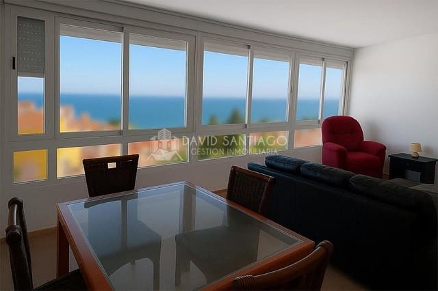 3 soveværelse Byhus til leje i La Cala del Moral, Rincón de la Victoria med swimmingpool - € 1.300 (Ref: 9148074)