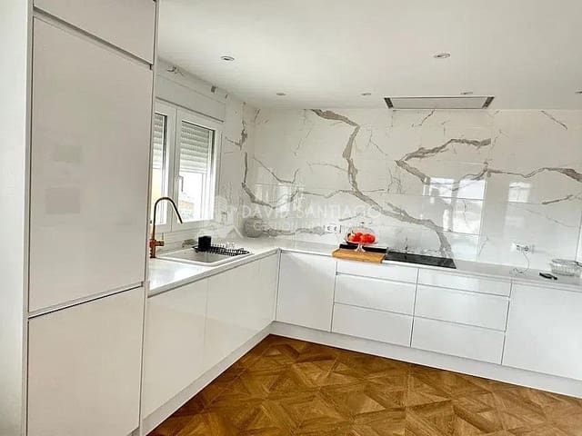 4 sovrum Villa till salu i Almayate, Vélez-Málaga med pool garage - 750 000 € (Ref: 9148540)