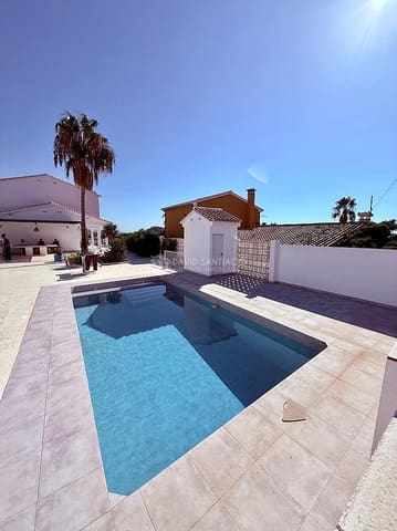 4 sovrum Villa till salu i Almayate, Vélez-Málaga med pool garage - 750 000 € (Ref: 9148540)