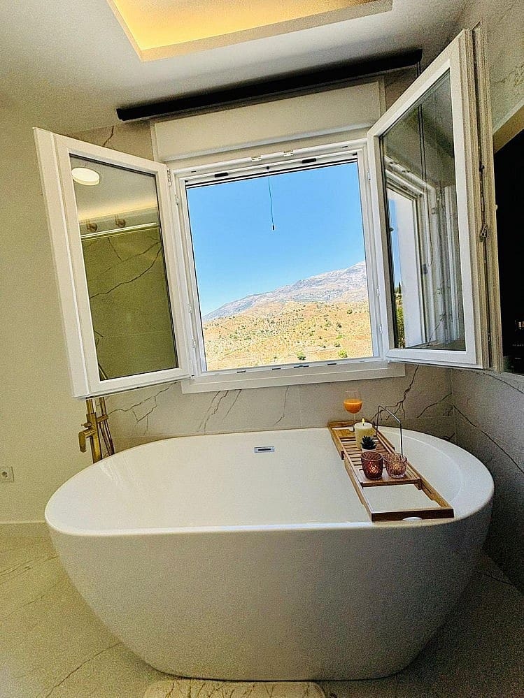 3 soveværelse Villa til leje i Arenas med swimmingpool garage - € 1.600 (Ref: 9153005)