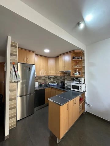 2 soveværelse Penthouse til leje i El Peñoncillo, Torrox med swimmingpool garage - € 650 (Ref: 9158265)