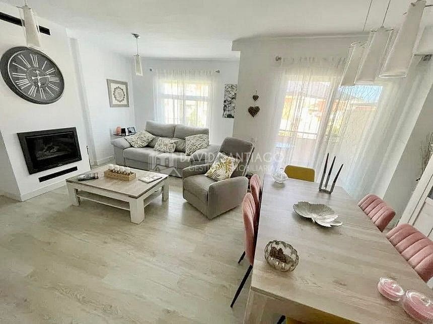 3 soveværelse Villa til salg i Rincon de la Victoria med swimmingpool garage - € 485.000 (Ref: 9168836)