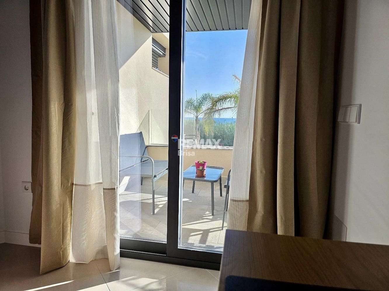 2 makuuhuone Ranta-asunto vuokrattavana paikassa Valle Niza mukana uima-altaan 
autotalli - 1 200 € (Ref: 9184729)