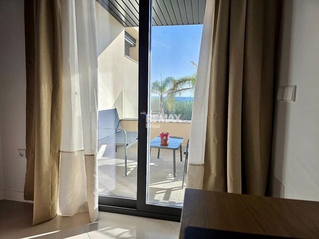 2 makuuhuone Ranta-asunto vuokrattavana paikassa Valle Niza, Vélez-Málaga mukana uima-altaan 
autotalli - 1 200 € (Ref: 9184729)