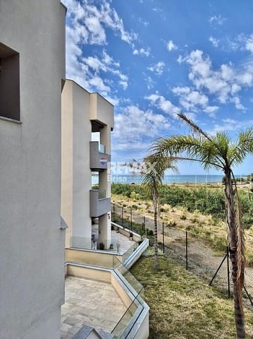 2 makuuhuone Ranta-asunto vuokrattavana paikassa Valle Niza, Vélez-Málaga mukana uima-altaan 
autotalli - 1 200 € (Ref: 9184729)