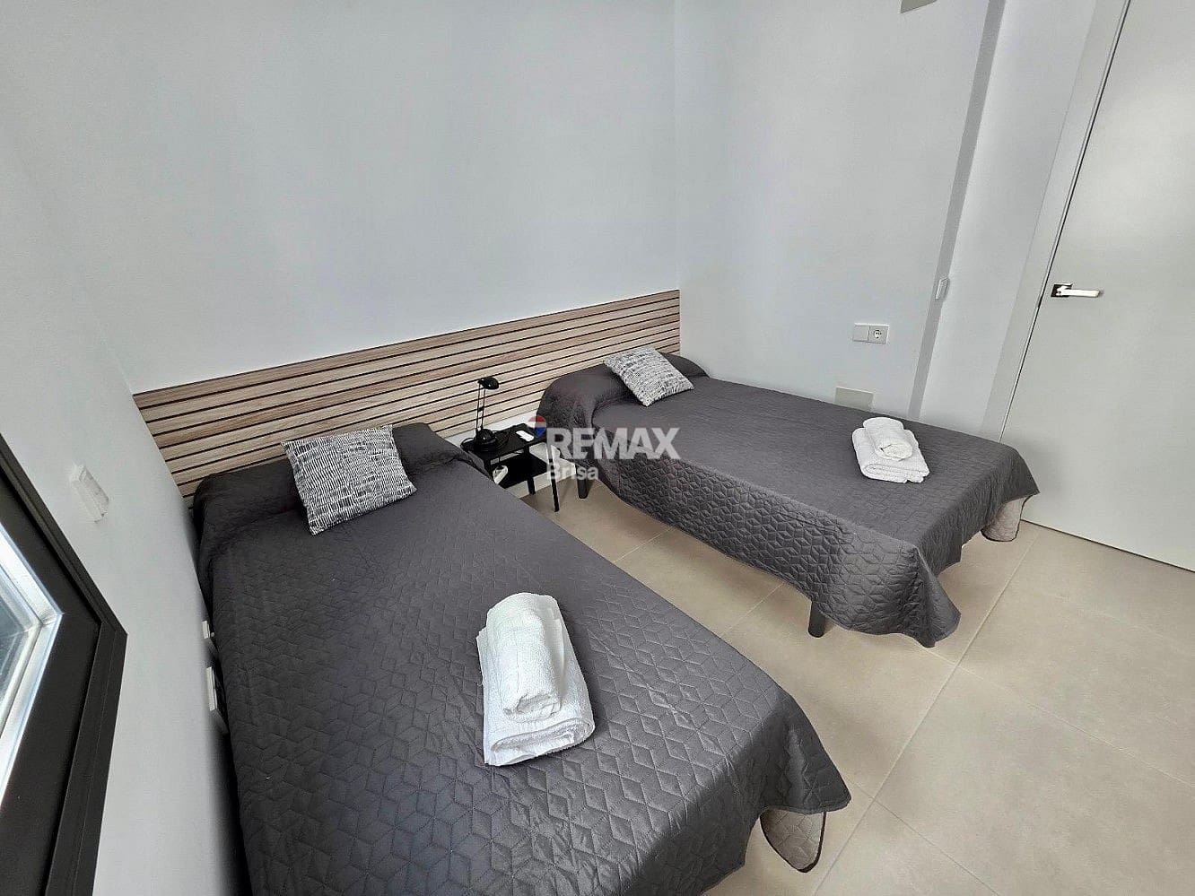 2 makuuhuone Ranta-asunto vuokrattavana paikassa Valle Niza mukana uima-altaan 
autotalli - 1 200 € (Ref: 9184729)