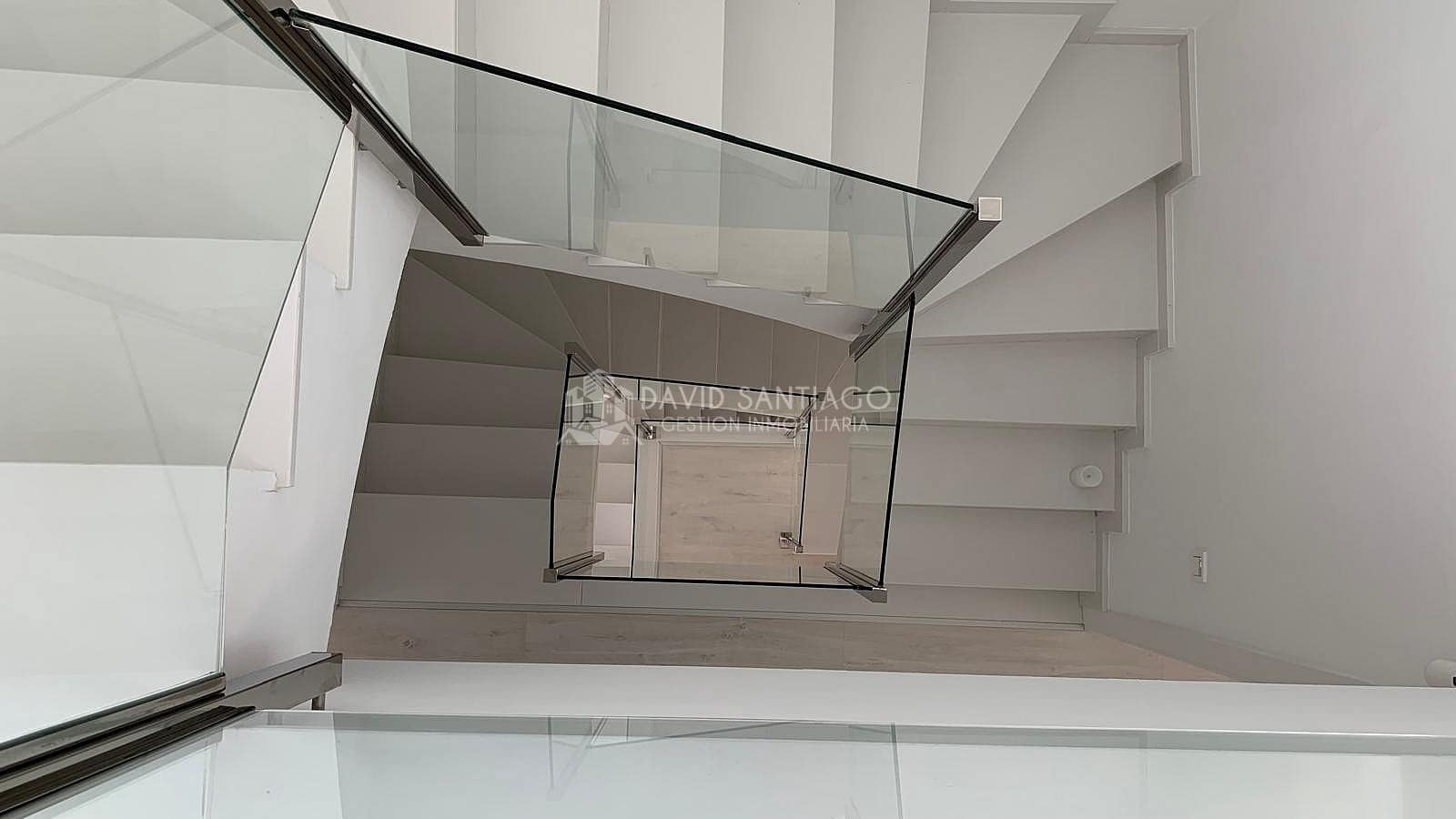 4 chambre Villa/Maison à vendre à Torre de Benagalbon avec piscine garage - 545 000 € (Ref: 9185971)