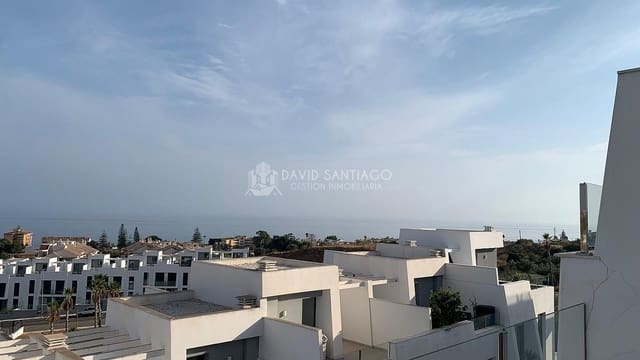 4 soverom Villa til salgs i Torre de Benagalbon, Rincón de la Victoria med svømmebasseng garasje - € 545 000 (Ref: 9185971)