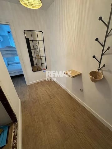 2 bedroom Apartment for rent in Torre del Mar, Vélez-Málaga with pool - € 950 (Ref: 9189693)