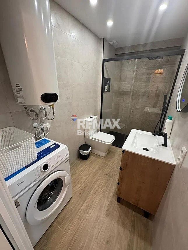 2 makuuhuone Huoneisto vuokrattavana paikassa Torre del Mar mukana uima-altaan - 950 € (Ref: 9189693)