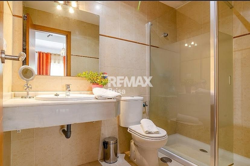 Apartamento de 3 habitaciones en Rincón de la Victoria en alquiler con piscina garaje - 1.300 € (Ref: 9189849)