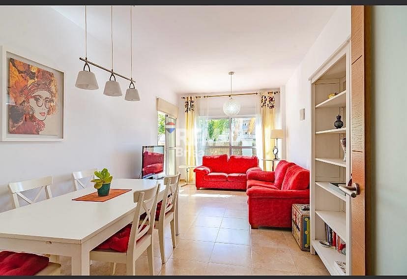 Apartamento de 3 habitaciones en Rincón de la Victoria en alquiler con piscina garaje - 1.300 € (Ref: 9189849)