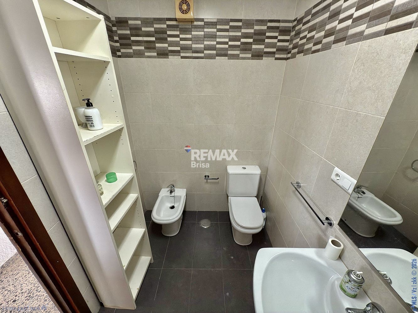 3 makuuhuone Huoneisto myytävänä paikassa Torre del Mar mukana uima-altaan - 349 900 € (Ref: 9191585)