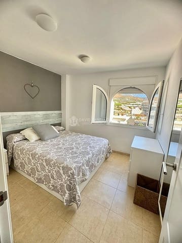 Penthouse de 4 chambres à louer à El Morche, Torrox avec piscine garage - 1 200 € (Ref: 9194713)