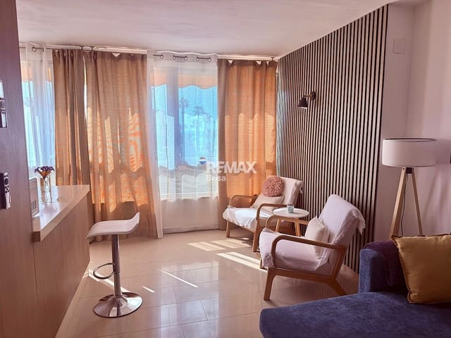 1 makuuhuone Huoneisto vuokrattavana paikassa El Peñoncillo, Torrox mukana uima-altaan - 750 € (Ref: 9201680)