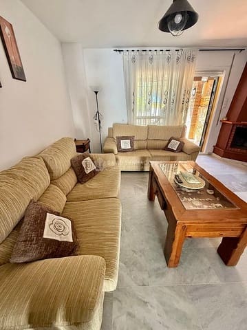 3 soveværelse Byhus til leje i Chilches, Vélez-Málaga med swimmingpool garage - € 1.100 (Ref: 9203504)