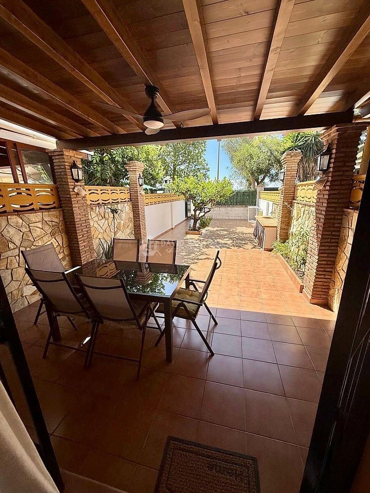 3 soveværelse Byhus til leje i Chilches med swimmingpool garage - € 1.100 (Ref: 9203504)