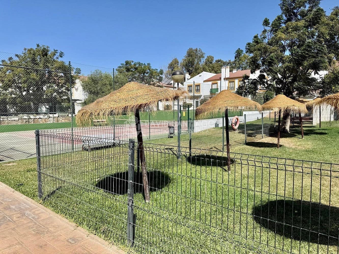 3 soveværelse Byhus til leje i Chilches med swimmingpool garage - € 1.100 (Ref: 9203504)