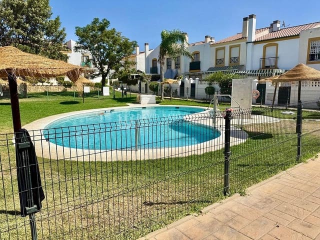 3 soveværelse Byhus til leje i Chilches, Vélez-Málaga med swimmingpool garage - € 1.100 (Ref: 9203504)