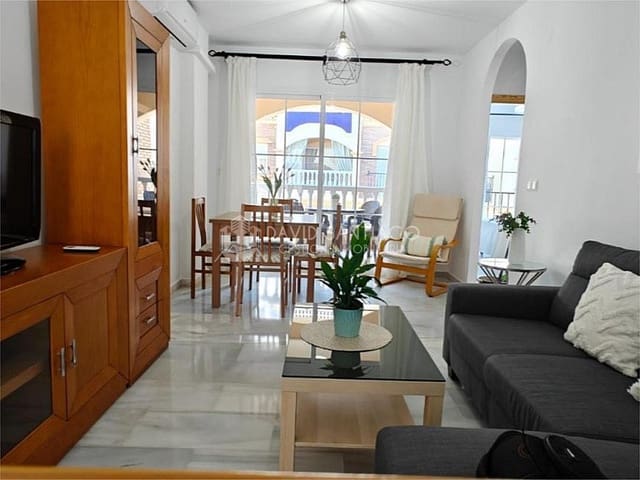 2 soverom Leilighet til leie i El Peñoncillo, Torrox med svømmebasseng garasje - € 750 (Ref: 9204918)