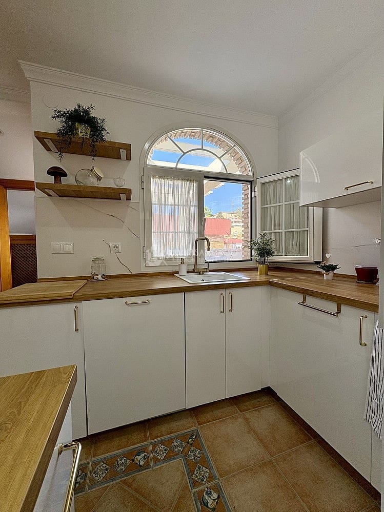 5 soveværelse Villa til salg i Caleta de Velez - € 730.000 (Ref: 9207330)