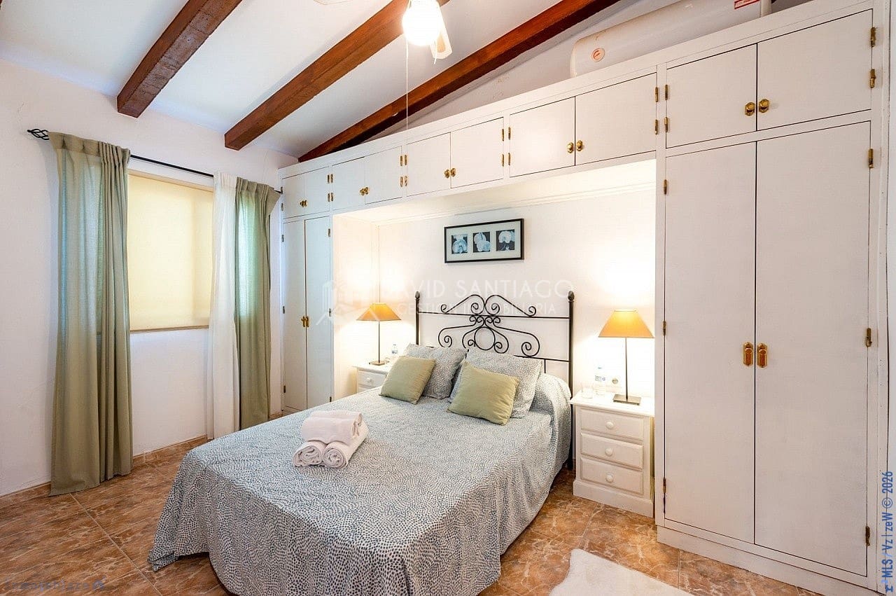 5 sovrum Hus till salu i Torrox med pool garage - 650 000 € (Ref: 9216363)