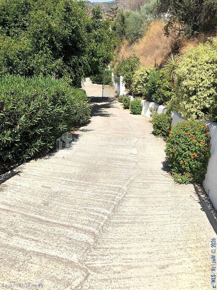 5 sovrum Hus till salu i Torrox med pool garage - 650 000 € (Ref: 9216363)