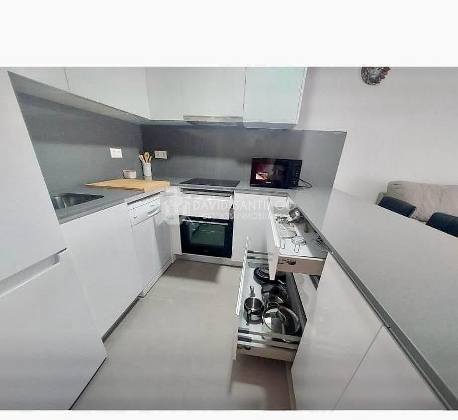 2 soverom Strandleiligheter til leie i Valle Niza med svømmebasseng garasje - € 925 (Ref: 9216658)