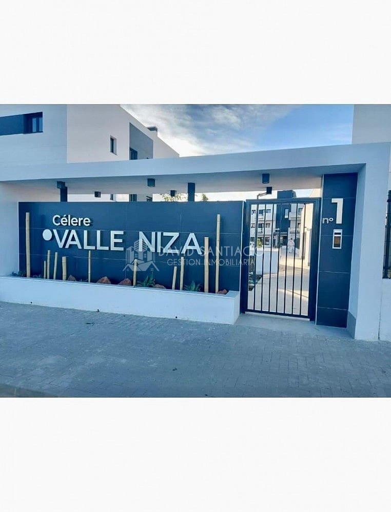 2 soverom Strandleiligheter til leie i Valle Niza med svømmebasseng garasje - € 925 (Ref: 9216658)