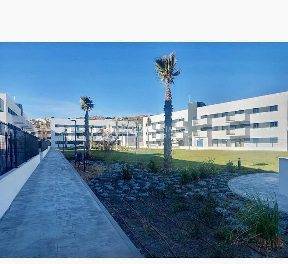 2 soverom Strandleiligheter til leie i Valle Niza med svømmebasseng garasje - € 925 (Ref: 9216658)