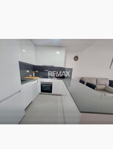 2 makuuhuone Ranta-asunto vuokrattavana paikassa Valle Niza, Vélez-Málaga mukana uima-altaan 
autotalli - 925 € (Ref: 9216658)