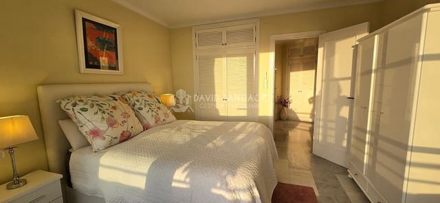 1 sovrum Lägenhet till salu i El Peñoncillo, Torrox med pool garage - 295 000 € (Ref: 9237713)