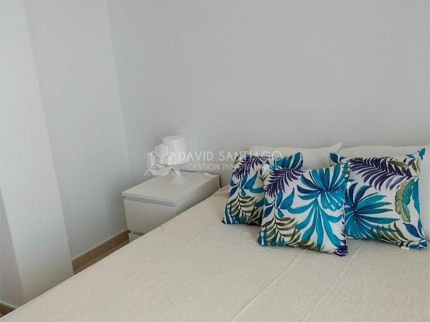 2 soveværelse Penthouse til leje i Torrox Park - € 900 (Ref: 9241138)