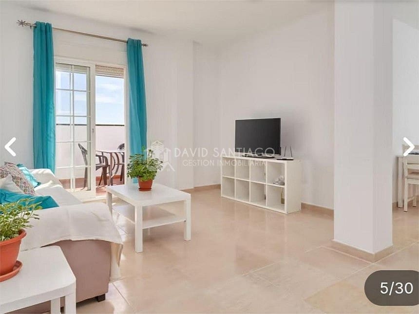 2 soveværelse Penthouse til leje i Torrox Park - € 900 (Ref: 9241138)
