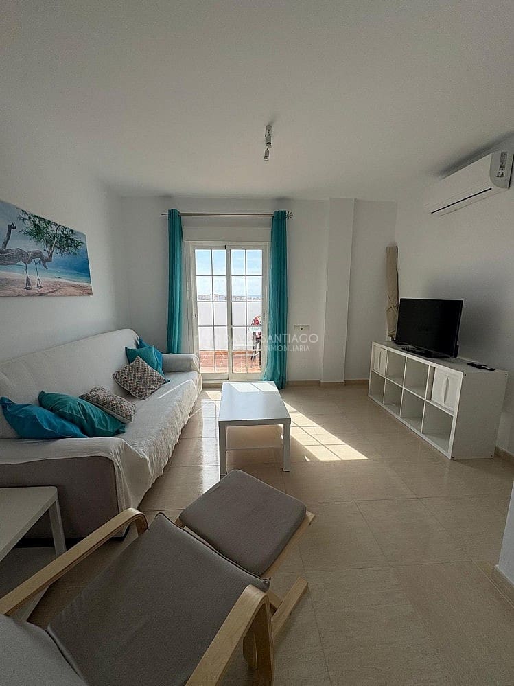 2 soveværelse Penthouse til leje i Torrox Park - € 900 (Ref: 9241138)