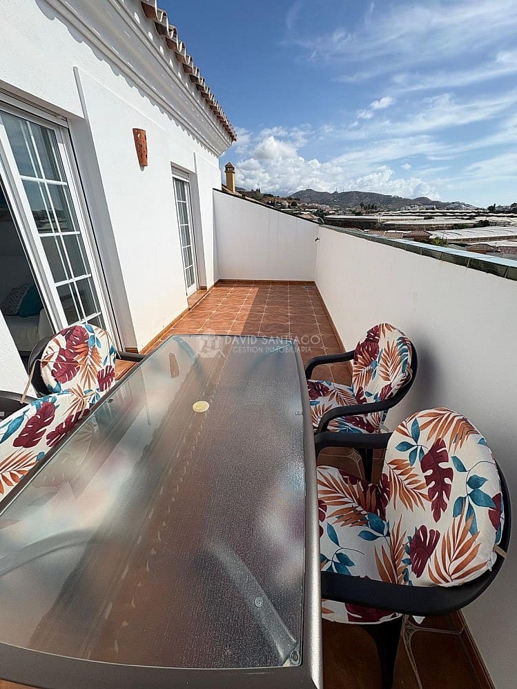 2 soveværelse Penthouse til leje i Torrox Park - € 900 (Ref: 9241138)