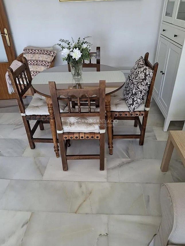 Appartement de 2 chambres à louer à Torre del Mar - 900 € (Ref: 9256347)