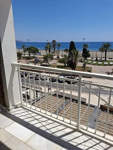 2 sovrum Lägenhet att hyra i Torre del Mar, Vélez-Málaga - 900 € (Ref: 9256347)