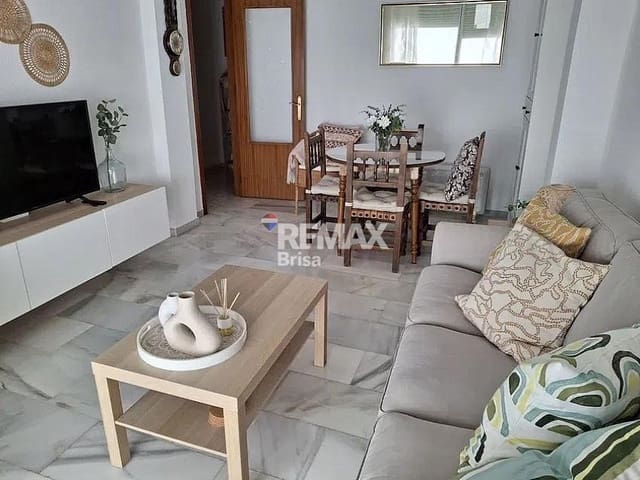 2 bedroom Apartment for rent in Torre del Mar, Vélez-Málaga - € 900 (Ref: 9256347)