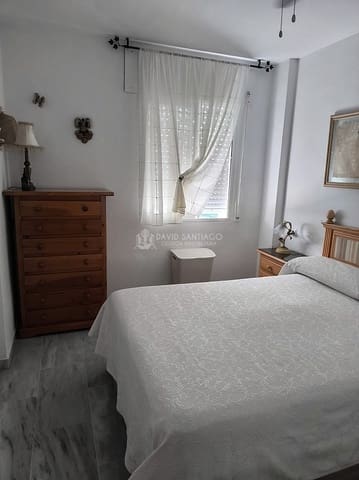 1 soveværelse Lejlighed til leje i El Peñoncillo, Torrox med swimmingpool garage - € 700 (Ref: 9256348)