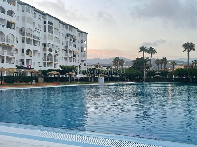 1 soveværelse Lejlighed til leje i El Peñoncillo, Torrox med swimmingpool garage - € 700 (Ref: 9256348)