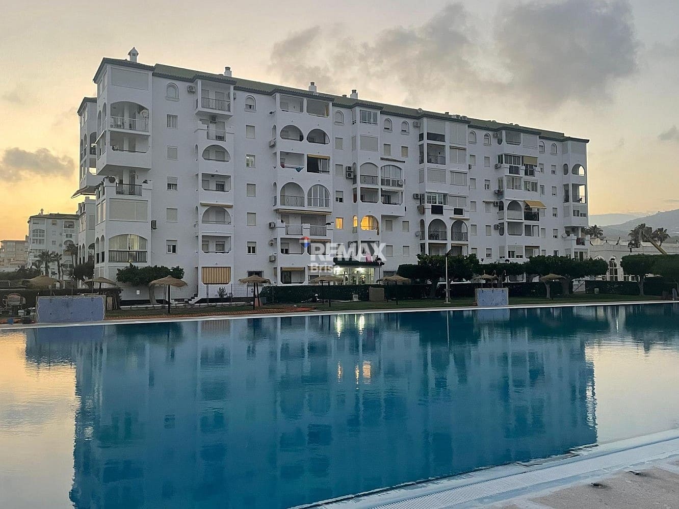 Appartement de 1 chambre à louer à Torrox-Costa avec piscine garage - 700 € (Ref: 9256348)