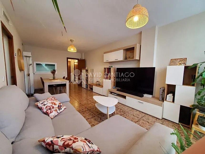 3 soveværelse Lejlighed til leje i Rincon de la Victoria med swimmingpool - € 1.250 (Ref: 9274970)