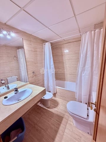 2 soverom Leilighet til leie i Torre del Mar, Vélez-Málaga med garasje - € 900 (Ref: 9301317)