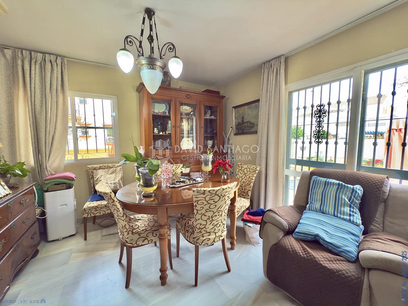 7 slaapkamer Halfvrijstaande villa te koop in Torre del Mar met zwembad garage - € 725.000 (Ref: 9311437)