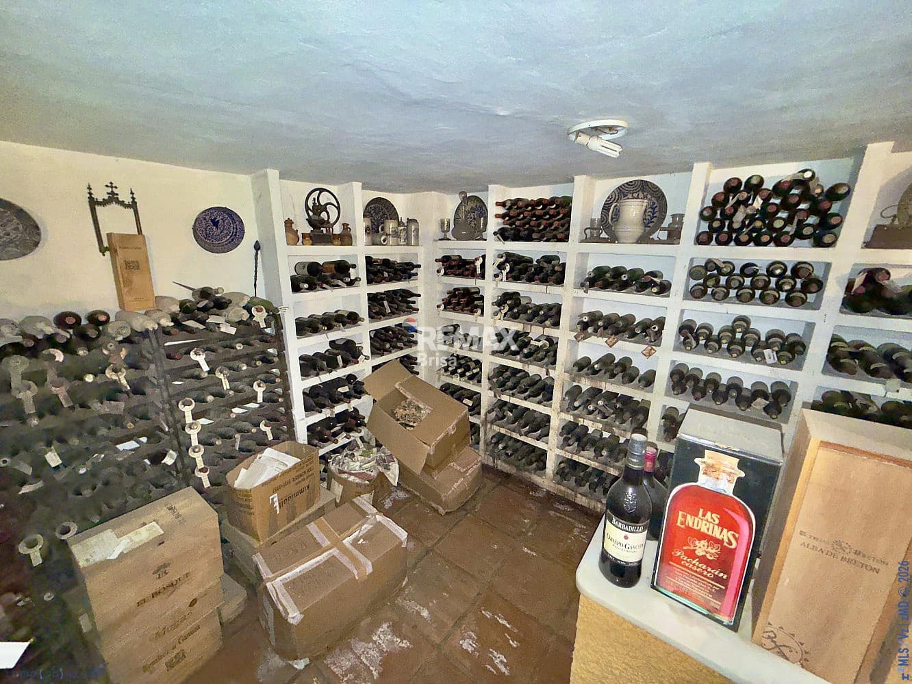 7 bedroom Semi-detached Villa for sale in Torre del Mar with pool garage - € 725,000 (Ref: 9311437)