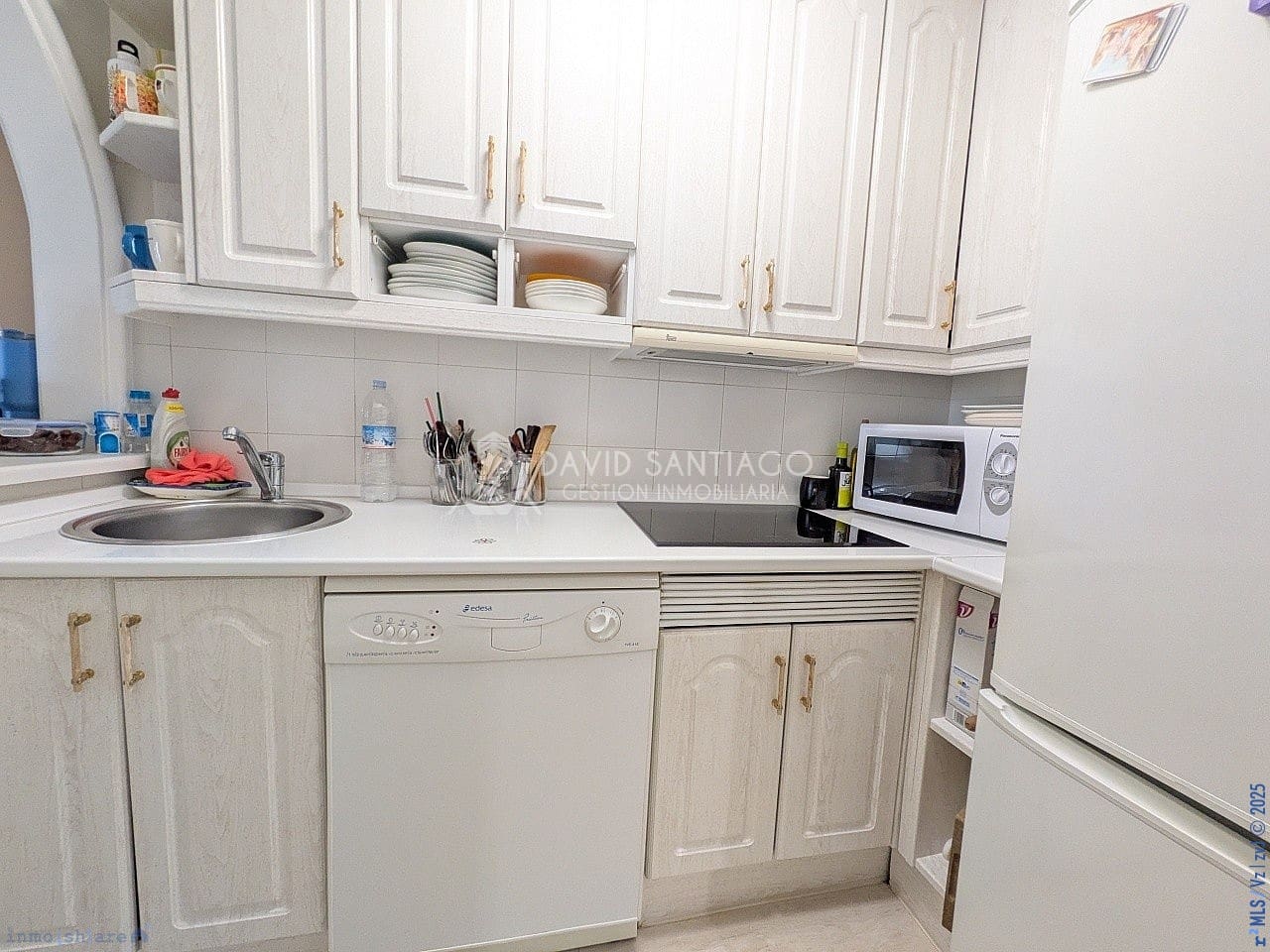 3 slaapkamer Huis te koop in Torrox-Costa met zwembad - € 599.000 (Ref: 9347685)